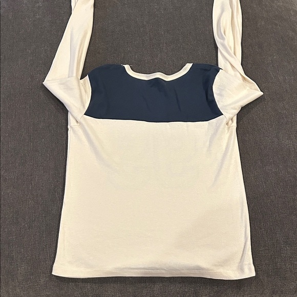 Cream and Navy Long Sleeve Top with 95 Graphic - Picture 3 of 3
